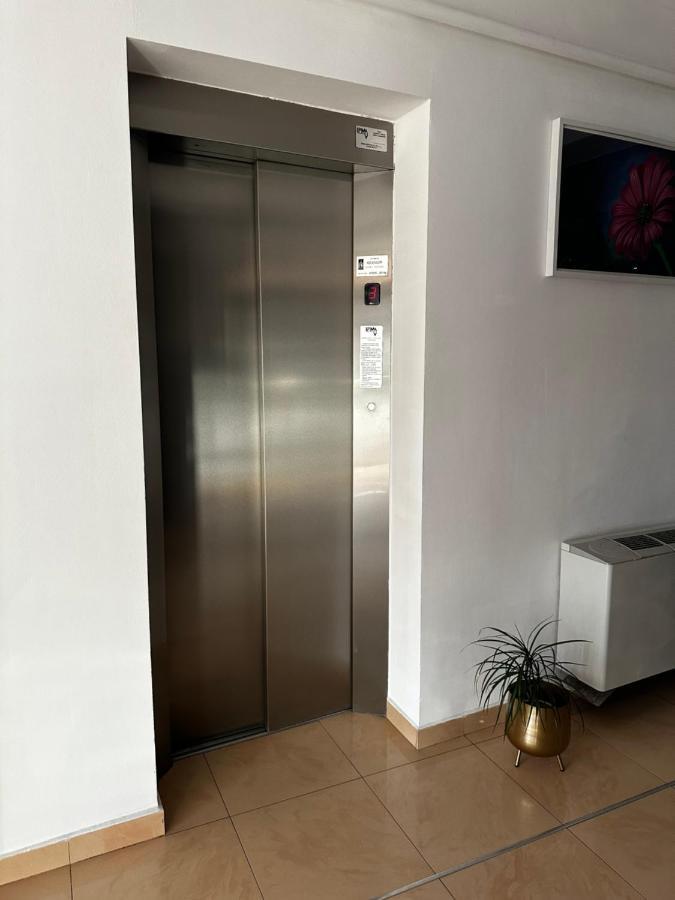 Pensiunea Andra Timişoara Exterior foto